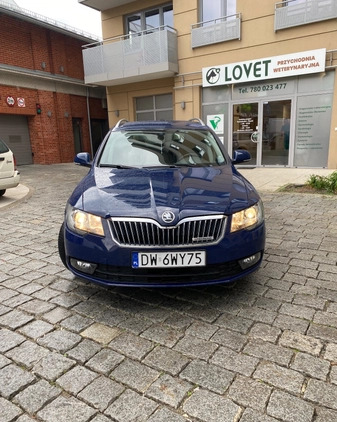 Skoda Superb cena 40999 przebieg: 156023, rok produkcji 2013 z Sulejówek małe 232